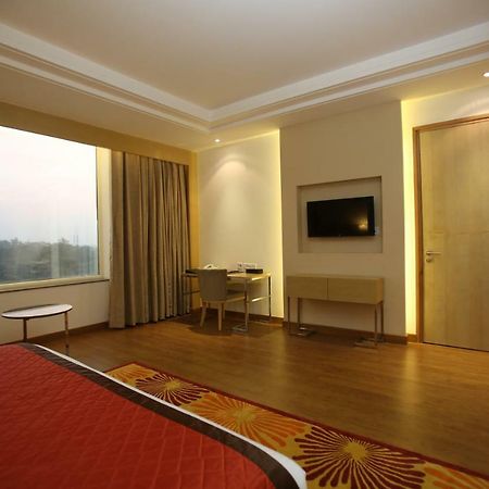 Country Inn & Suites By Radisson, Meerut Extérieur photo