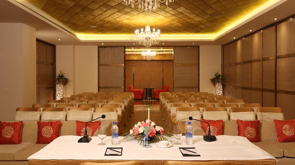 Country Inn & Suites By Radisson, Meerut Extérieur photo